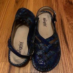 Blue Mermaid Patterned Work Clogs